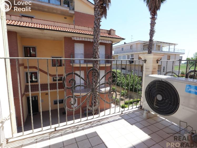 Продажа квартиры 3+KK Martinsicuro,Itálie č. 16