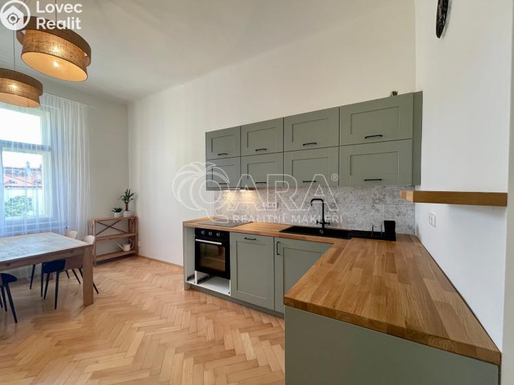 Rent apartment 2+1 Praha, Lužická 1377/12 č. 2
