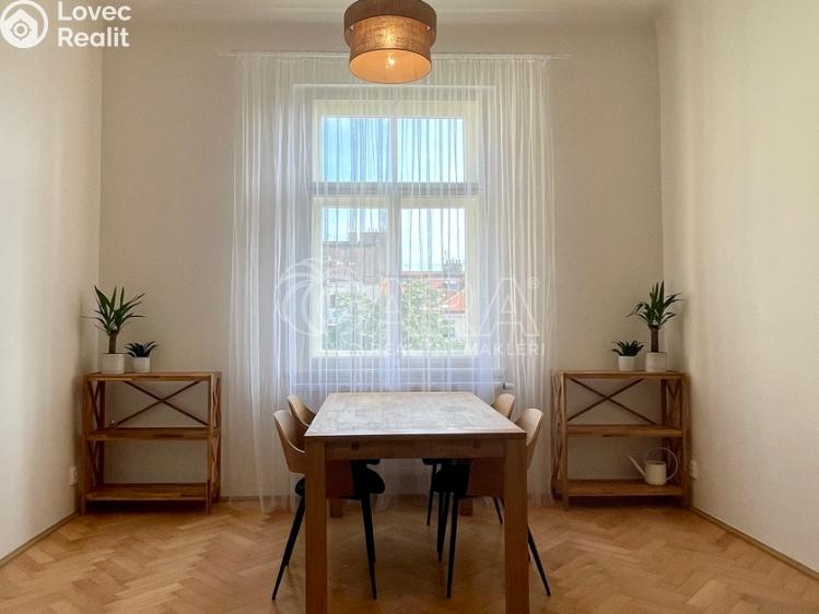 Rent apartment 2+1 Praha, Lužická 1377/12 č. 4