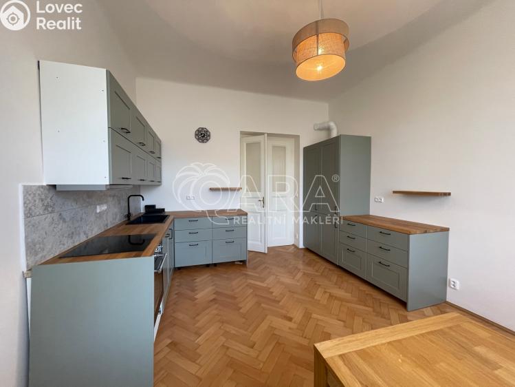 Rent apartment 2+1 Praha, Lužická 1377/12 č. 5
