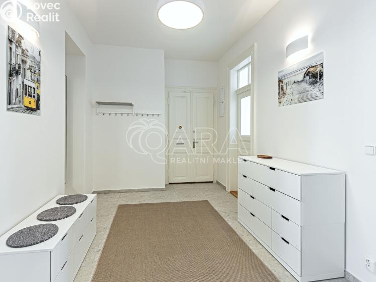 Rent apartment 2+1 Praha, Lužická 1377/12 č. 11