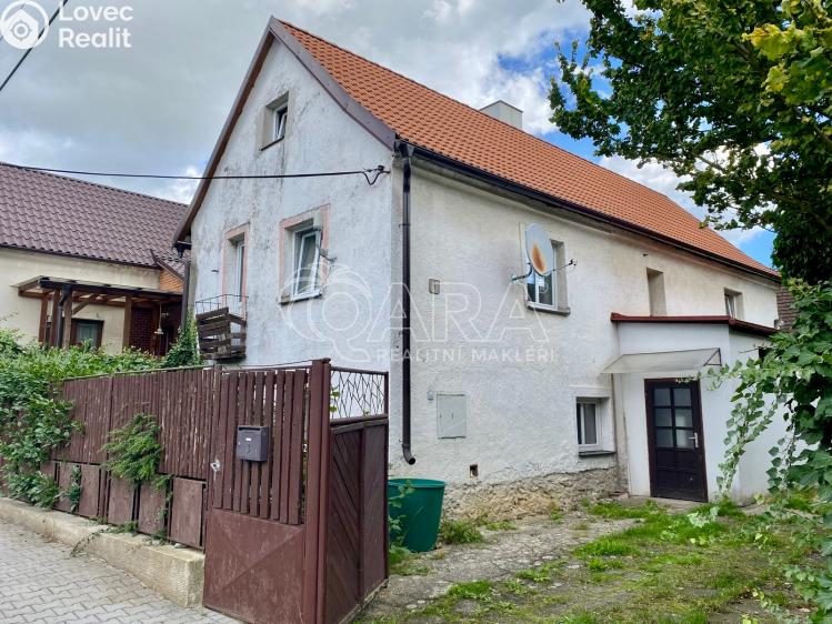 Prodej rodinného domu Líšťany č. 2