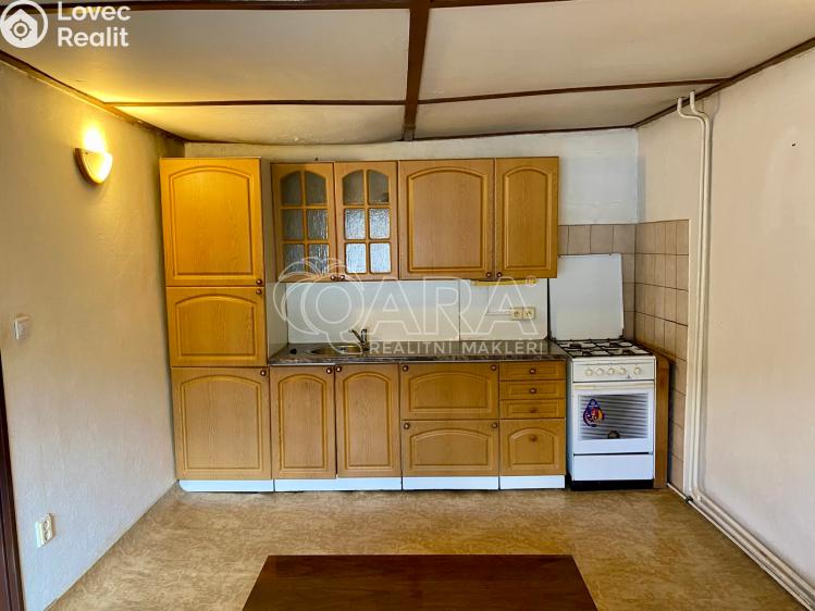 Prodej rodinného domu Líšťany č. 11