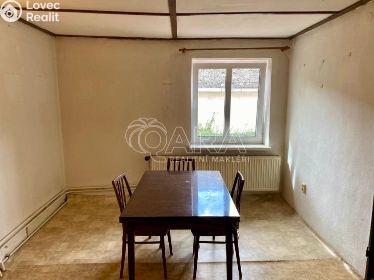 Prodej rodinného domu Líšťany č. 12