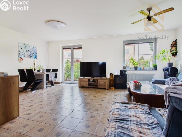 Продаж сімейного будинку Zlonín, Modřínová č. 35