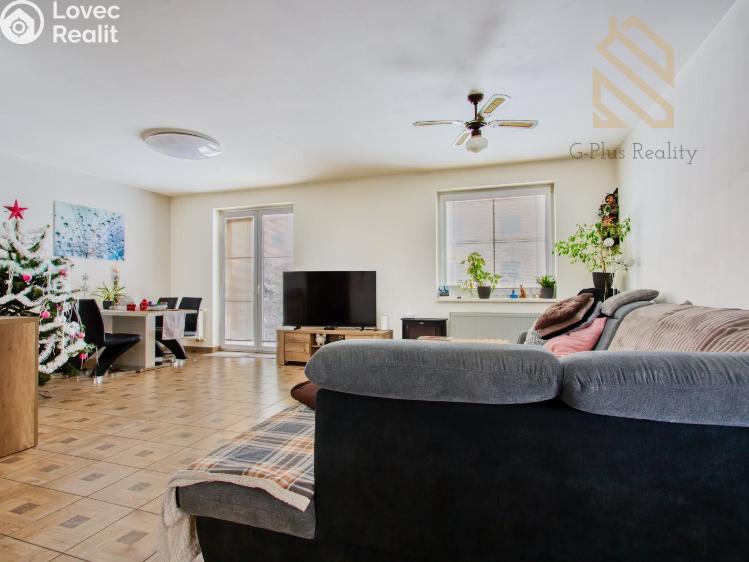 Продаж сімейного будинку Zlonín, Modřínová č. 37