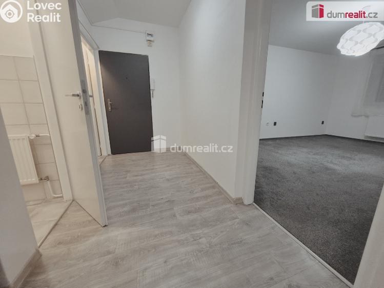 Prodej bytu 2+1 Hoštka, Lužická č. 7