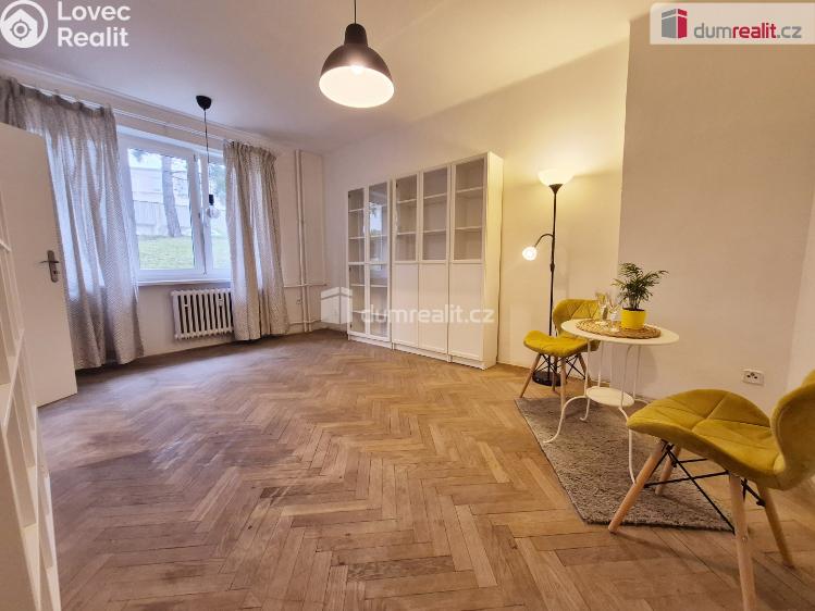 Pronájem bytu 2+KK Roudnice nad Labem, Na Urbance č. 3