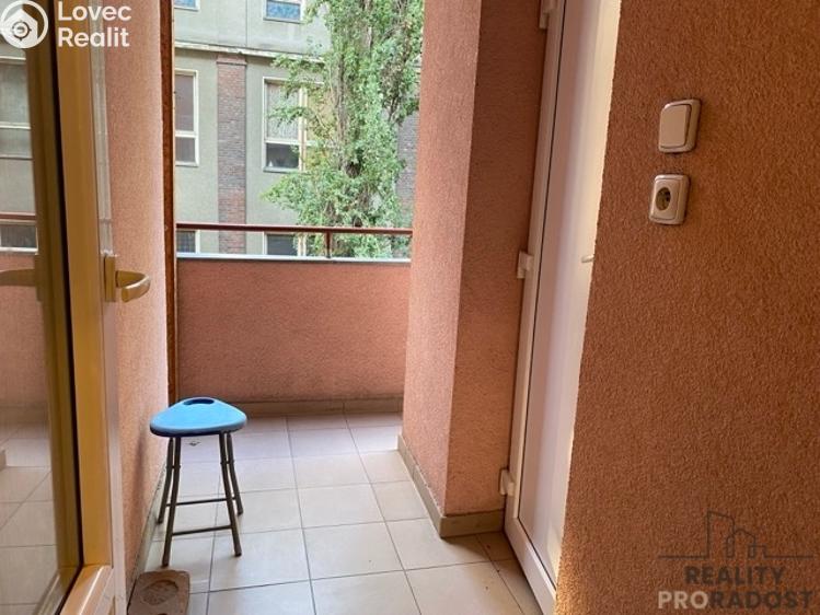 Rent apartment 2+1 Olomouc, Charkovská č. 17