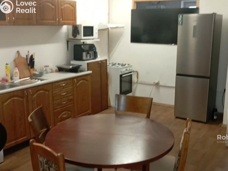 Pronájem bytu 1+KK Praha, Ve Střešovičkách č. 2