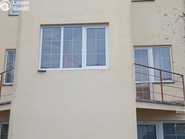 Pronájem bytu 1+KK Praha, Ve Střešovičkách č. 14