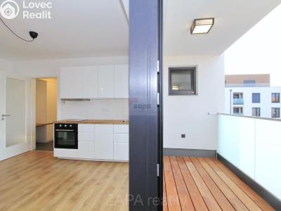 Аренда квартиры 2+KK Praha 8, Bohnice, Pekařova č. 5