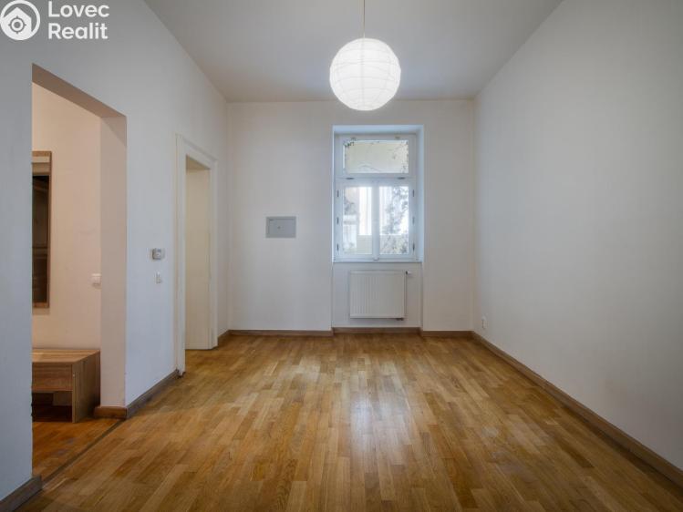 Аренда квартиры 2+KK Praha, Komunardů č. 1