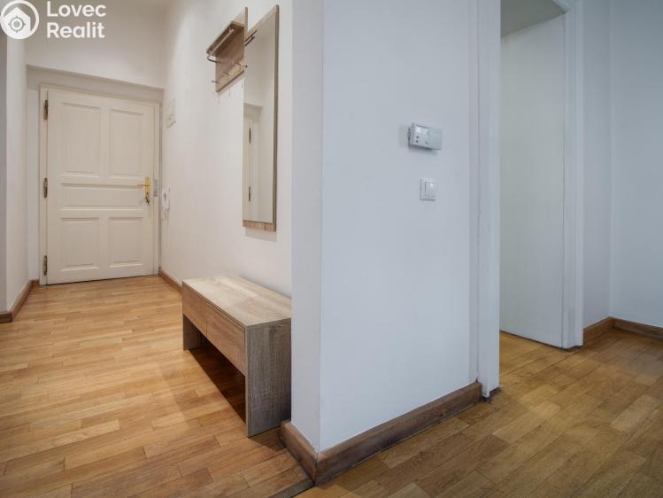 Аренда квартиры 2+KK Praha, Komunardů č. 3