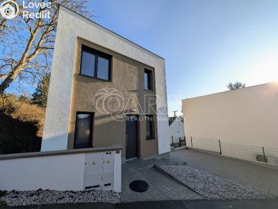 Продаж сімейного будинку Plzeň, Na Roudné č. 1