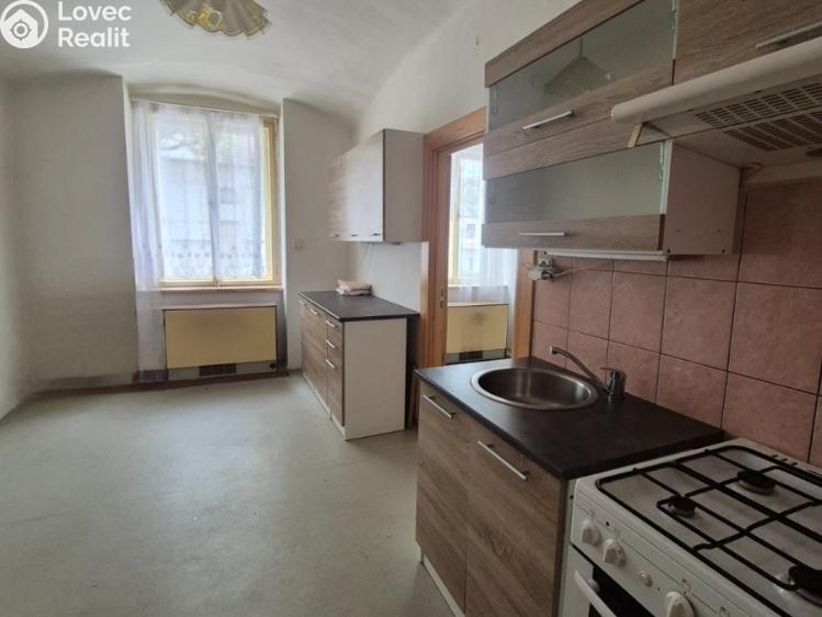 Продажа многоквартирного дома Domažlice, Husova třída č. 6