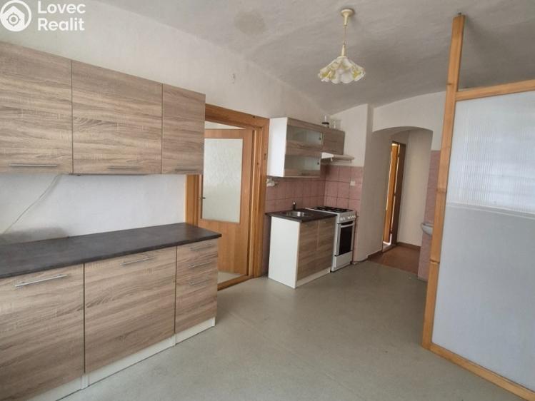 Продажа многоквартирного дома Domažlice, Husova třída č. 7