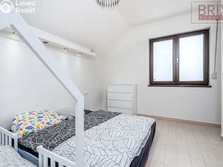 Продаж сімейного будинку Králův Dvůr, Levínský Vršek 180 č. 29