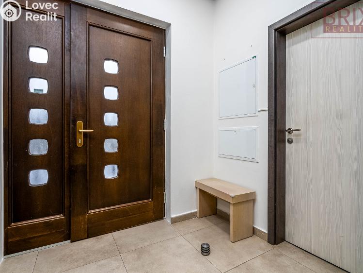 Продажа семейного дома Králův Dvůr, Levínský Vršek 180 č. 14