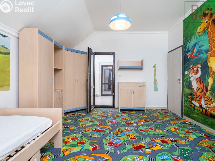 Продажа семейного дома Králův Dvůr, Levínský Vršek 180 č. 23