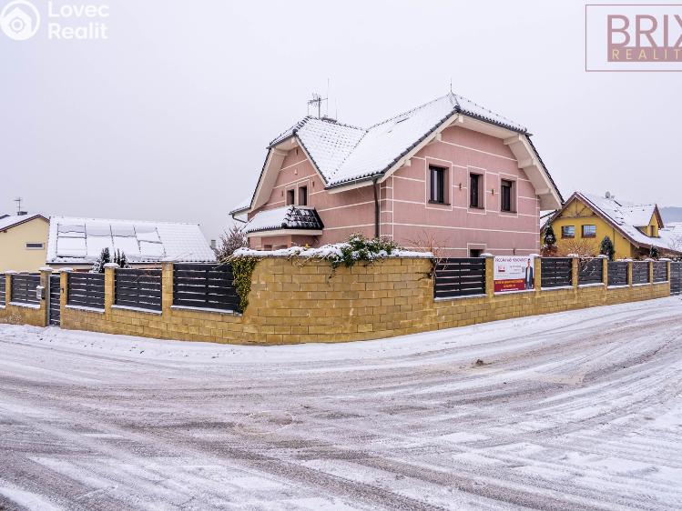 Продажа семейного дома Králův Dvůr, Levínský Vršek 180 č. 25