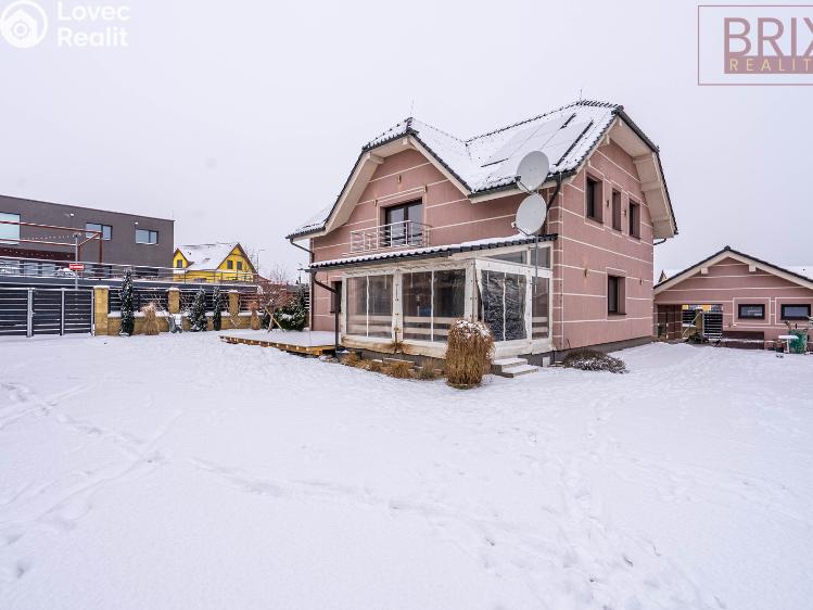 Продажа семейного дома Králův Dvůr, Levínský Vršek 180 č. 26