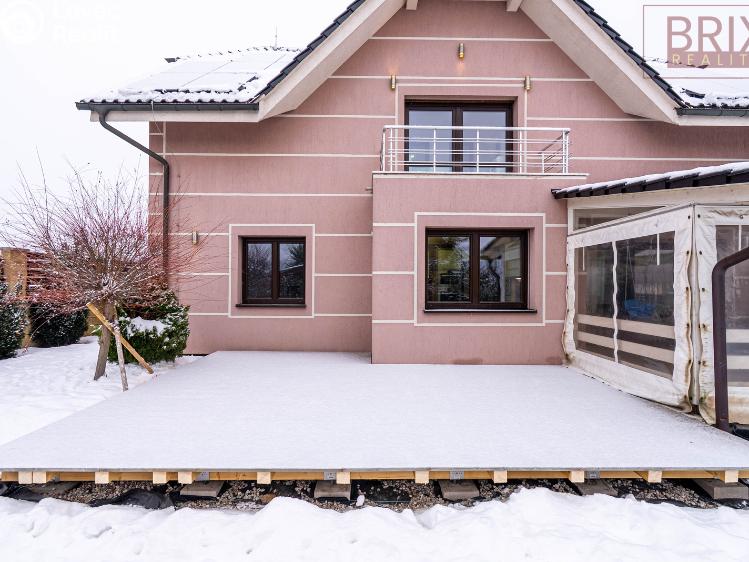 Продажа семейного дома Králův Dvůr, Levínský Vršek 180 č. 27