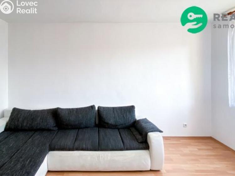 Pronájem bytu 2+1 Uherské Hradiště, Louky č. 13