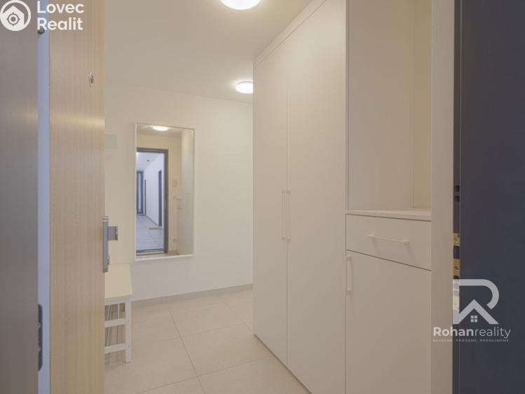 Pronájem bytu 2+KK Praha, Univerzitní č. 11