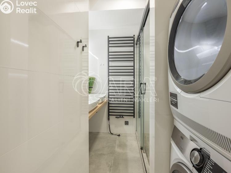 Pronájem bytu 2+KK Praha, Strančická 3339/37 č. 16