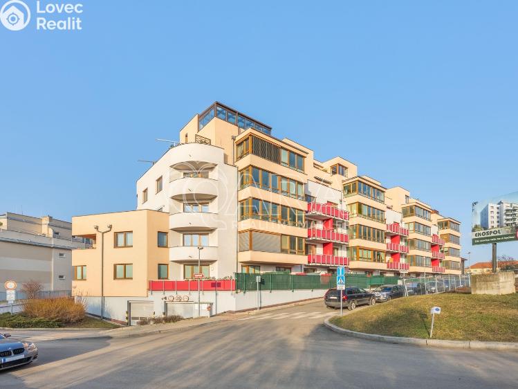 Pronájem bytu 2+KK Praha, Strančická 3339/37 č. 26