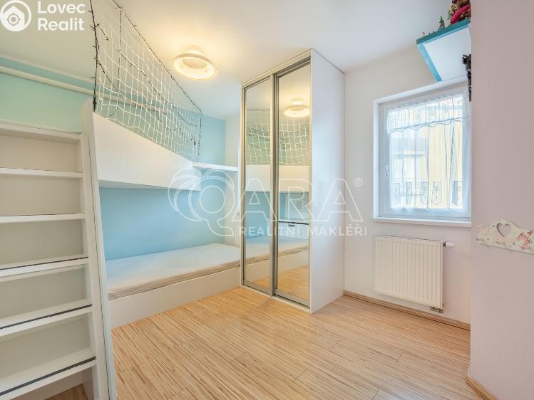 Pronájem bytu 2+KK Praha, Strančická 3339/37 č. 9