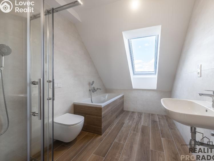 Prodej bytu 4+KK Ostopovice, B. Němcové 237/5 č. 13