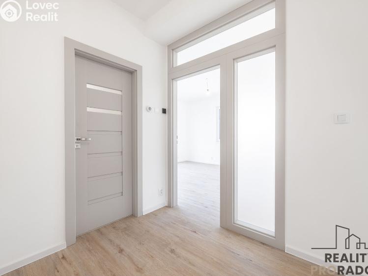 Prodej bytu 4+KK Ostopovice, B. Němcové 237/5 č. 17