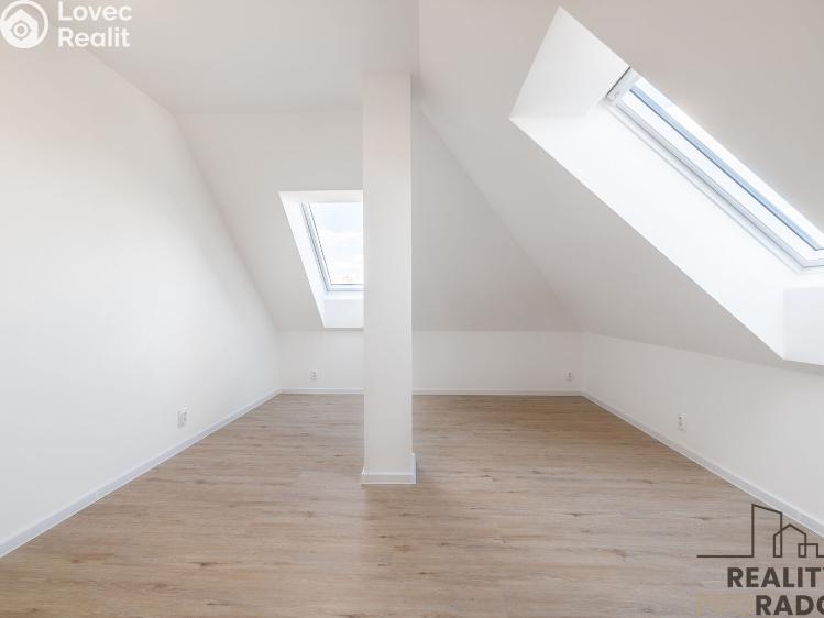 Prodej bytu 4+KK Ostopovice, B. Němcové 237/5 č. 18