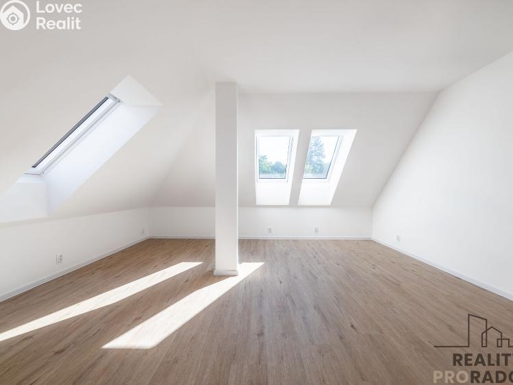 Prodej bytu 4+KK Ostopovice, B. Němcové 237/5 č. 21