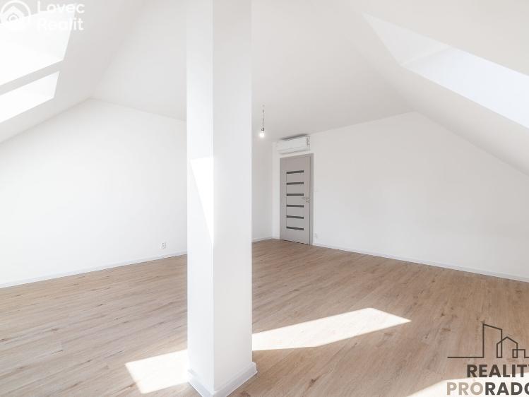 Prodej bytu 4+KK Ostopovice, B. Němcové 237/5 č. 23