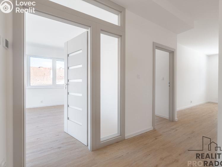 Prodej bytu 4+KK Ostopovice, B. Němcové 237/5 č. 24