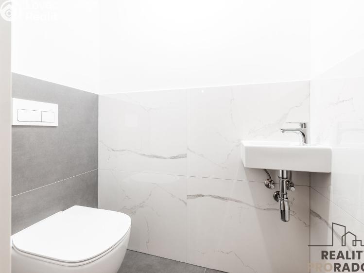 Prodej bytu 4+KK Ostopovice, B. Němcové 237/5 č. 20