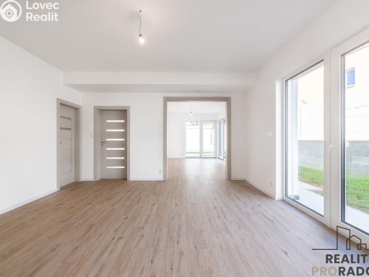 Prodej bytu 4+KK Ostopovice, B. Němcové 237/5 č. 26