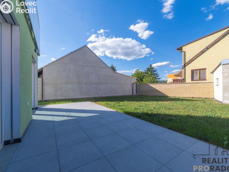 Prodej bytu 4+KK Ostopovice, B. Němcové 237/5 č. 7