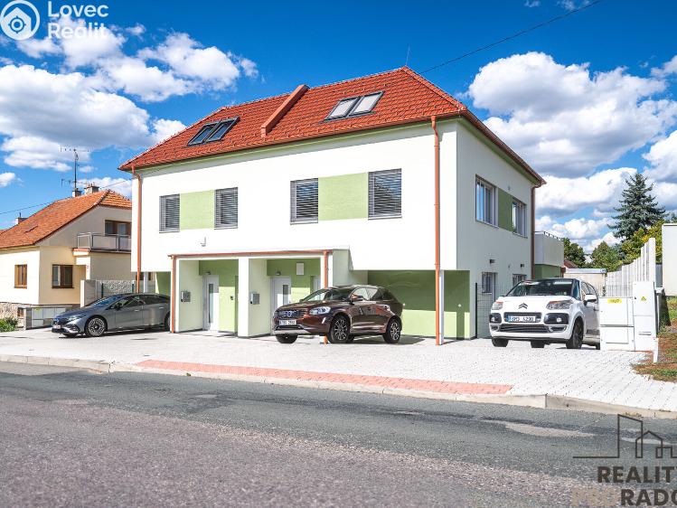 Prodej bytu 4+KK Ostopovice, B. Němcové 237/5 č. 11