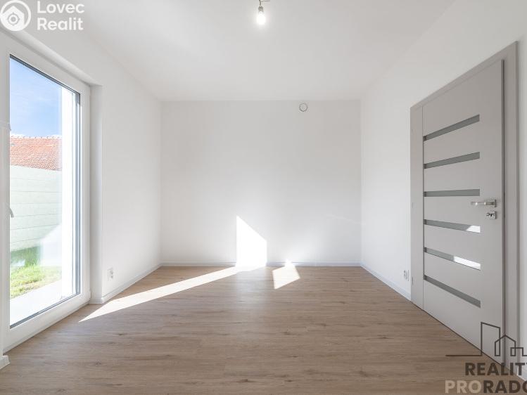 Prodej bytu 4+KK Ostopovice, B. Němcové 237/5 č. 22