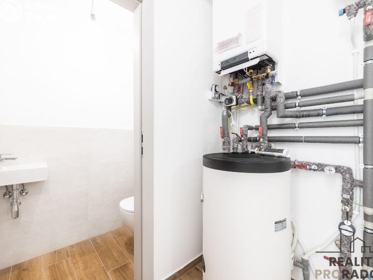 Prodej bytu 4+KK Ostopovice, B. Němcové 237/5 č. 28