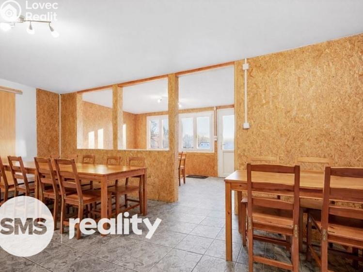 Sale hut Jedovnice č. 16