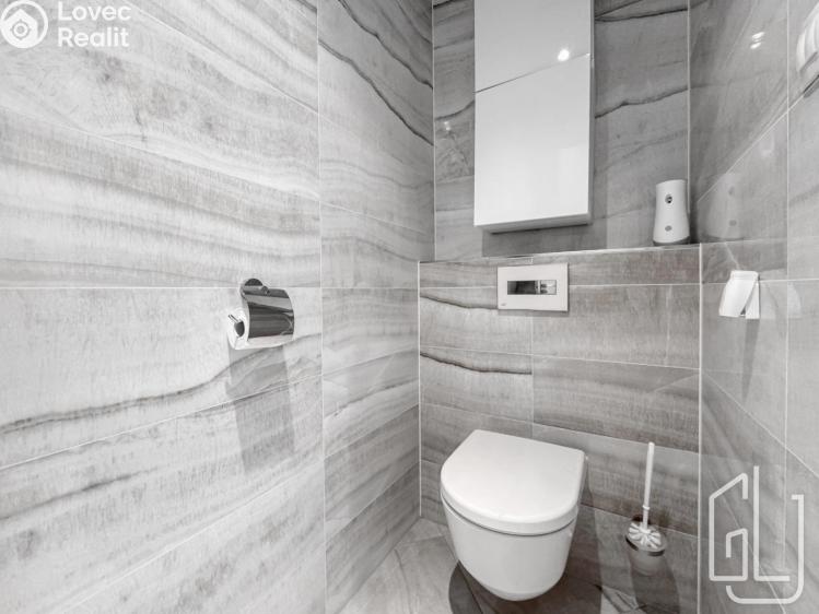 Sale apartment 2+KK Praha, Olšanská 2898/4g č. 11