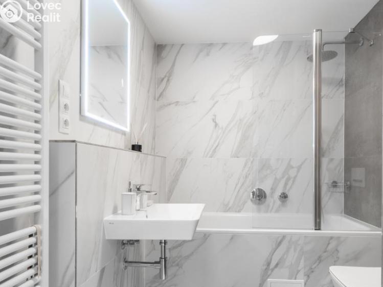 Pronájem bytu 2+KK Praha, Jinonická č. 9