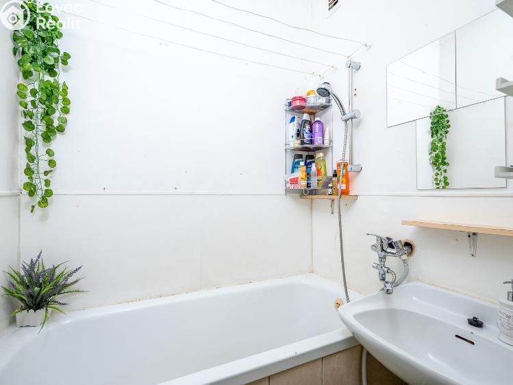 Pronájem bytu 2+1 Pardubice, S. K. Neumanna 2529 č. 6