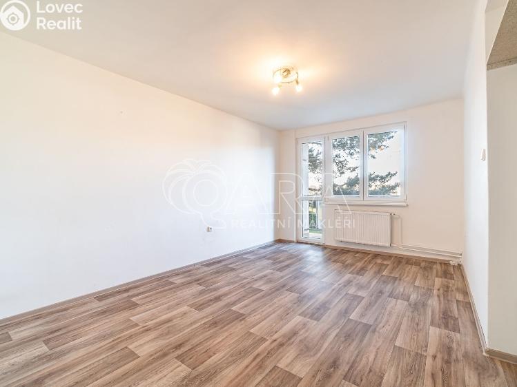 Pronájem bytu 3+1 Kralupy nad Vltavou, 28. října 486 č. 3