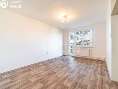 Pronájem bytu 3+1 Kralupy nad Vltavou, 28. října 486 č. 3